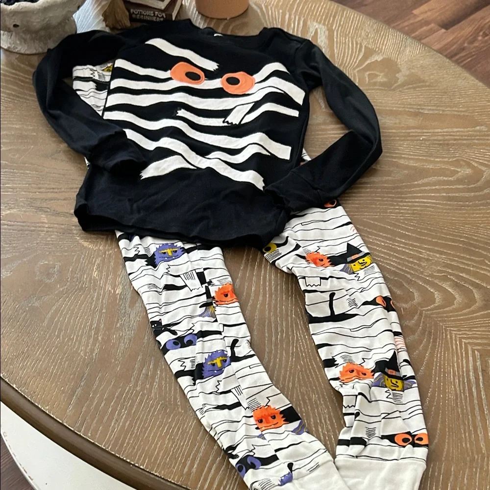 Gymboree Mummy Witch Black Cat Halloween Holiday Kids Pajama Set